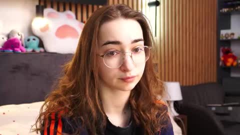 Polly online show from 02-21-26, 07:42