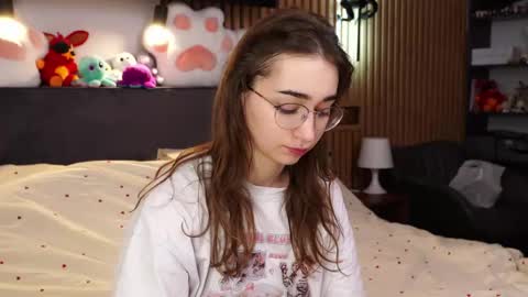 Polly online show from 03-09-26, 07:45