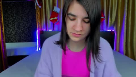 Polly online show from 12-17-25, 07:14