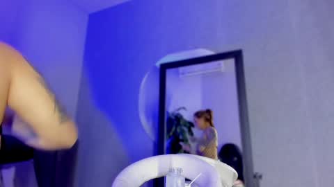 POLLY online show from 01-20-25, 10:40