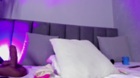 POLLY online show from 01-21-25, 04:58