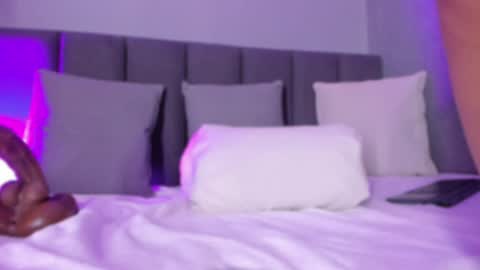 POLLY online show from 02-19-25, 01:50