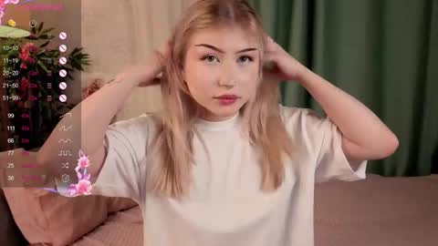 Anna online show from 10-20-25, 05:46