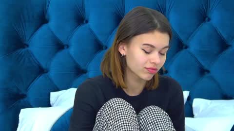 Polly online show from 12-05-24, 11:07