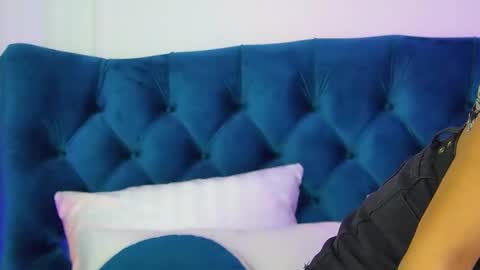 Polly online show from 02-03-26, 06:22