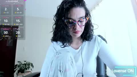 paulina barnett online show from 06-16-26, 05:26
