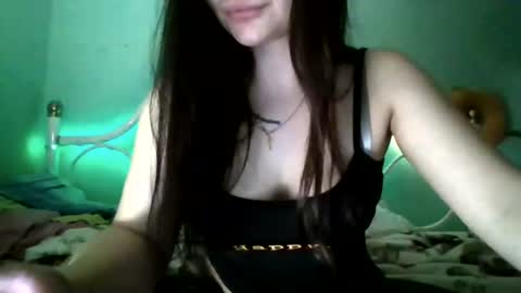 Snapshot of polykrovka88 chatting on 06-12-26, 09:03 polykrovka88 online show from 06-12-26, 09:03