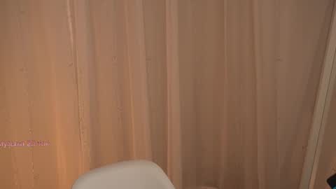 Snapshot of poni_dii chatting on 02-02-26, 09:41 online show from 02-02-26, 09:41