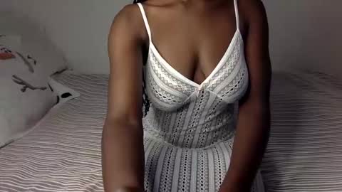 Snapshot of pookietalie23 chatting on 05-04-26, 01:23 pookie online show from 05-04-26, 01:23