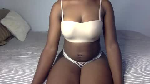 Snapshot of pookietalie23 chatting on 05-30-26, 03:03 pookie online show from 05-30-26, 03:03