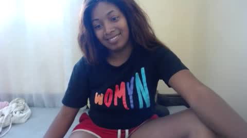 Snapshot of popetykely00 chatting on 01-10-25, 12:04 popetykely00 online show from 01-10-25, 12:04