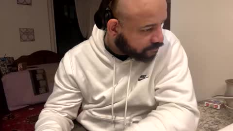 Snapshot of popfizzt chatting on 11-27-25, 04:14 popfizzt online show from 11-27-25, 04:14