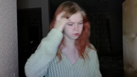 Snapshot of poppy_sunshine chatting on 10-07-25, 06:27 Poppy online show from 10-07-25, 06:27