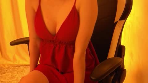 Snapshot of poppybloopy chatting on 01-18-26, 06:12 April online show from 01-18-26, 06:12