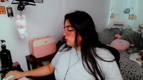 Poppy Kensington online show from 06-30-26, 10:11