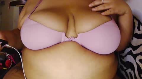 poppyprincess261371 online show from 10-09-25, 04:21