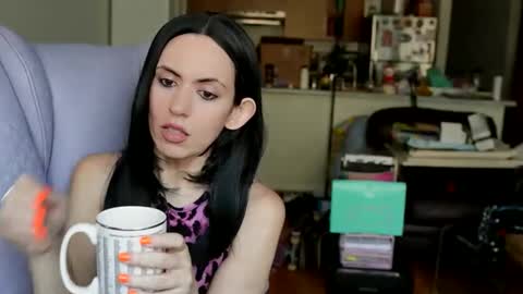 Snapshot of popstarsextape chatting on 11-06-25, 05:14 A cadia online show from 11-06-25, 05:14