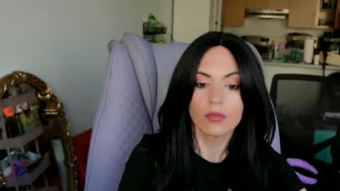 Snapshot of popstarsextape chatting on 11-10-25, 04:17 A cadia online show from 11-10-25, 04:17