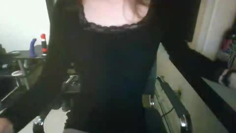 porcelain_tears01 online show from 10-12-25, 09:08