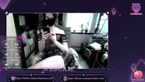 Snapshot of porcelain_tears01 chatting on 07-28-26, 11:17 porcelain_tears01 online show from 07-28-26, 11:17