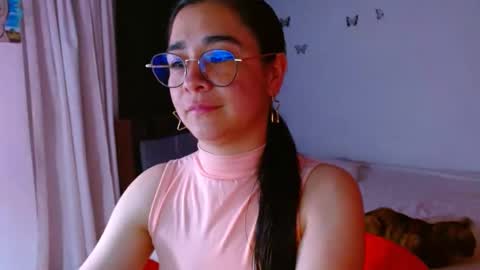 porcelainlux online show from 09-23-25, 04:48