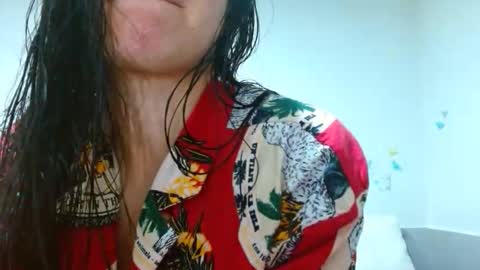 porcelainlux online show from 12-13-25, 08:47