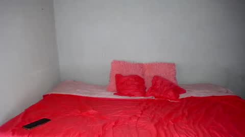 Snapshot of porn_sexy chatting on 02-19-25, 03:06 NICKKYMARTIN online show from 02-19-25, 03:06