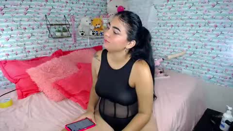 Snapshot of porn_sexy chatting on 02-26-25, 12:14 NICKKYMARTIN online show from 02-26-25, 12:14