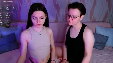 Ana and Tati online show from 03-26-26, 10:37