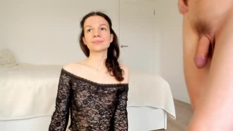 Bella  online show from 04-26-26, 12:14