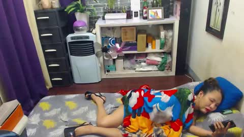 DivaGray online show from 09-17-25, 06:37