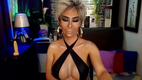 DivaGray online show from 03-09-26, 02:15