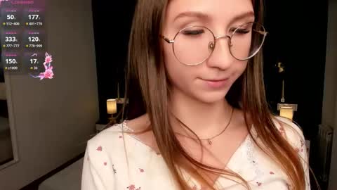 Elizabeth online show from 09-18-25, 07:16