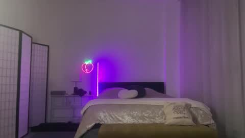 Portia Banks online show from 04-14-26, 02:39