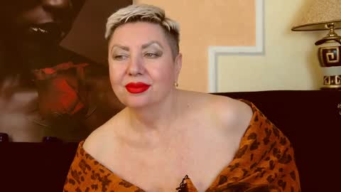 Snapshot of posh_lady chatting on 12-06-24, 01:18 LADY POSH online show from 12-06-24, 01:18