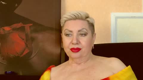 Snapshot of posh_lady chatting on 01-16-25, 01:27 LADY POSH online show from 01-16-25, 01:27