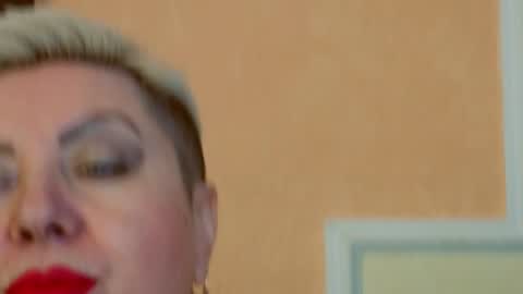 Snapshot of posh_lady chatting on 01-16-25, 10:44 LADY POSH online show from 01-16-25, 10:44