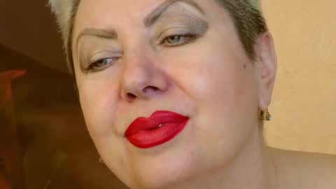 Snapshot of posh_lady chatting on 03-06-25, 10:04 LADY POSH online show from 03-06-25, 10:04