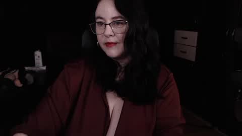 Snapshot of posh_mistress chatting on 12-03-25, 02:08 PoshMistres online show from 12-03-25, 02:08