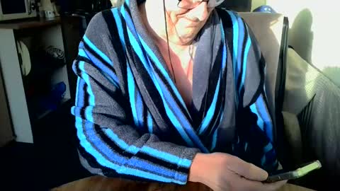 poshman65 online show from 02-18-25, 08:27