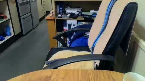 poshman65 online show from 10-26-25, 10:47