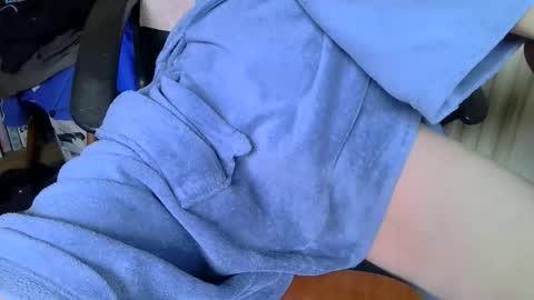 Snapshot of poshman65 chatting on 05-18-26, 12:00 poshman65 online show from 05-18-26, 12:00