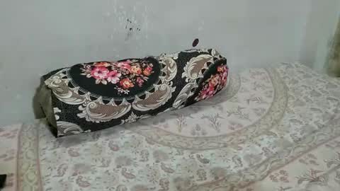 Snapshot of poulomi_das chatting on 10-13-25, 05:29 poulomi online show from 10-13-25, 05:29