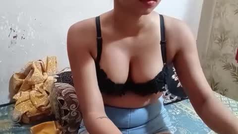 Snapshot of poulomi_das chatting on 11-07-25, 06:02 poulomi online show from 11-07-25, 06:02