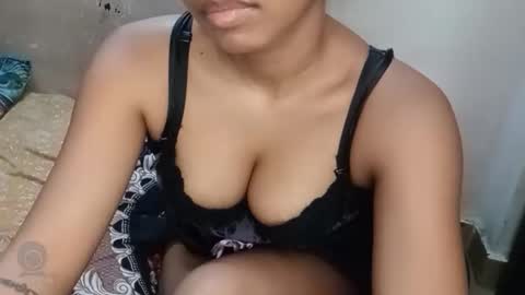Snapshot of poulomi_das chatting on 03-27-26, 07:14 poulomi online show from 03-27-26, 07:14