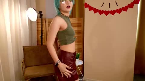 Snapshot of powderofgun chatting on 03-04-26, 01:06 powderofgun online show from 03-04-26, 01:06