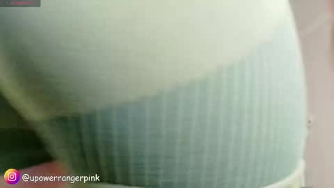 Snapshot of power_ranger_pink chatting on 05-09-26, 12:05 genie online show from 05-09-26, 12:05