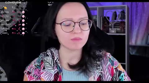 Robyn online show from 10-06-25, 10:34