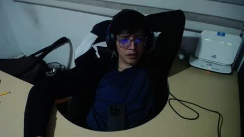 Snapshot of powerfulzeus2 chatting on 11-07-25, 01:38 powerfulzeus2 online show from 11-07-25, 01:38