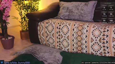 Snapshot of powerrr_ chatting on 12-15-24, 04:15 Lola online show from 12-15-24, 04:15